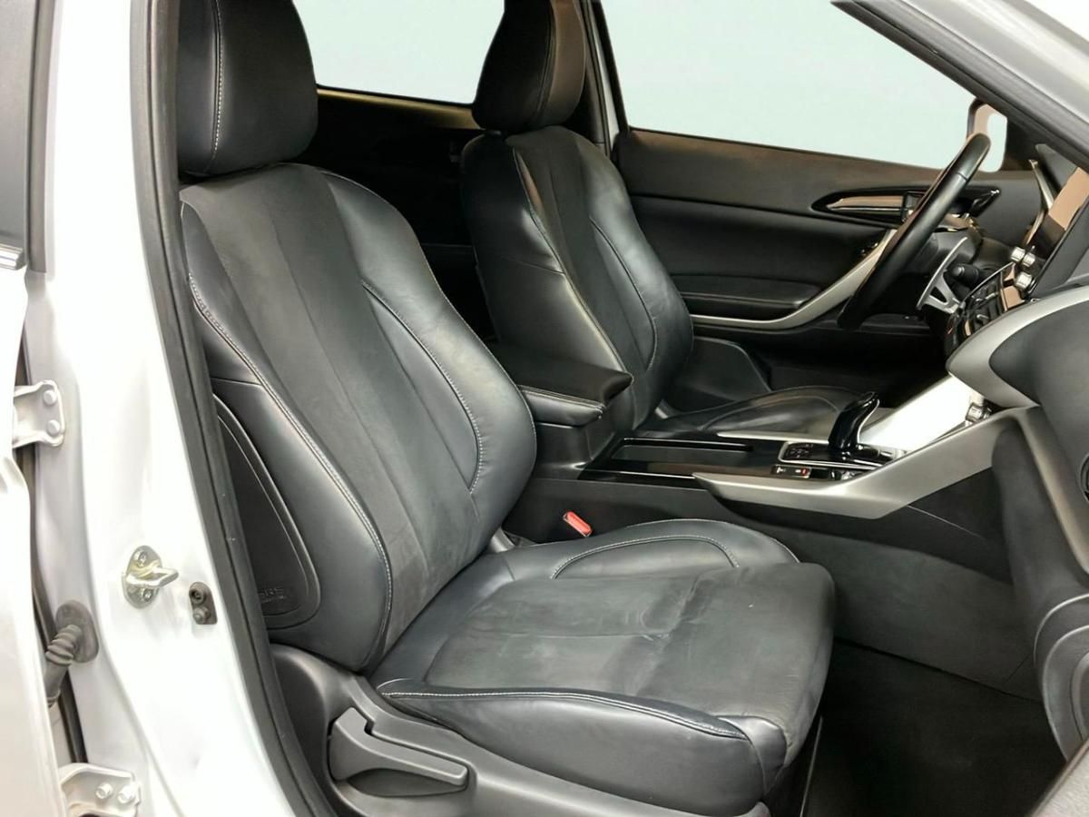mitsubishi-eclipse-cross-2022-hibrido-a-gasolina-2360cc