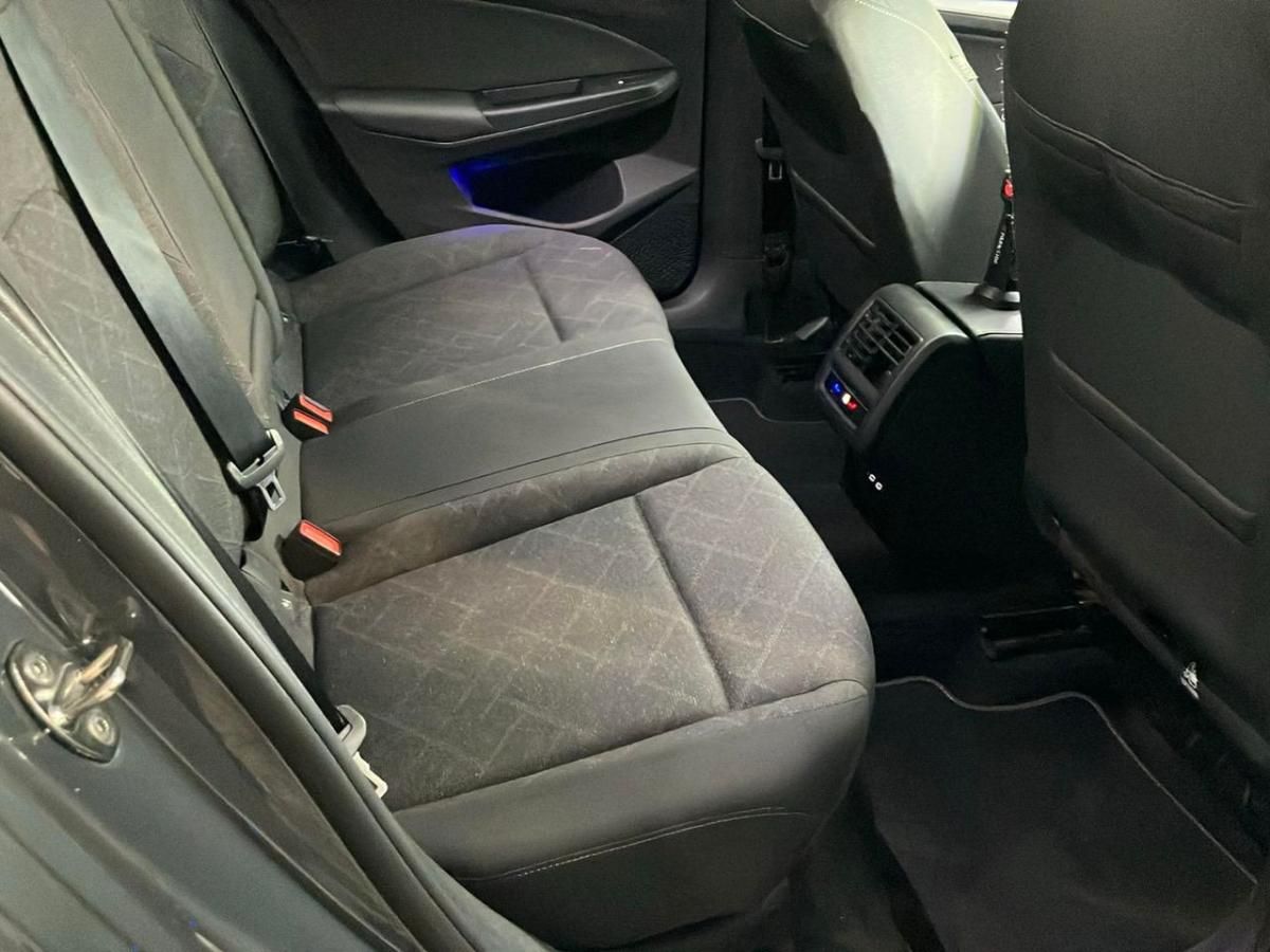 volkswagen-golf-2023-gasolina-999cc