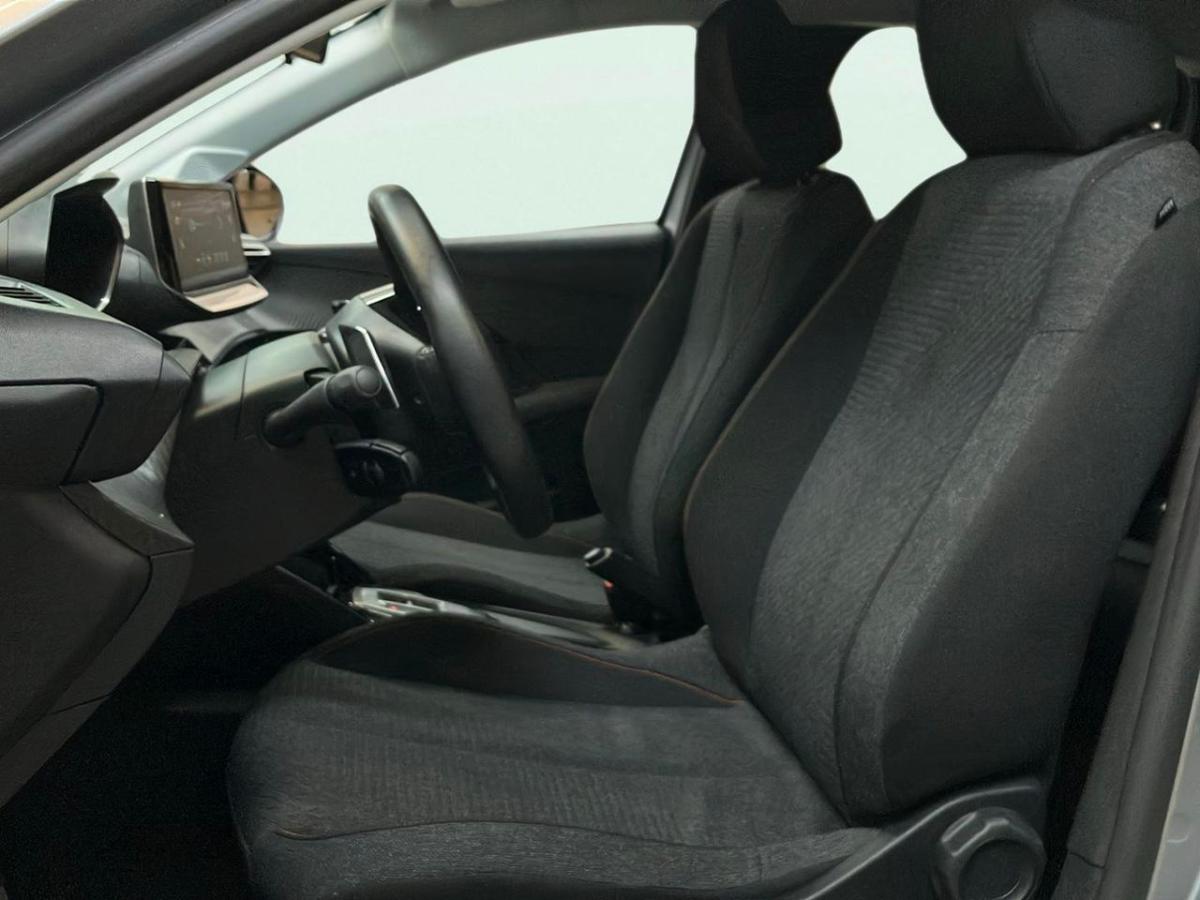 peugeot-208-2025-hibrido-a-gasolina-1199cc