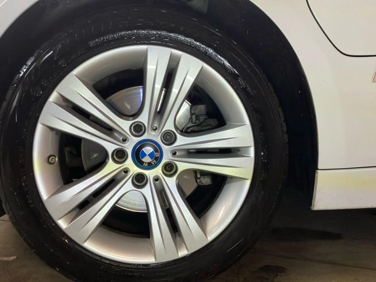 bmw-serie-3-2018-hibrido-a-gasolina-1998cc
