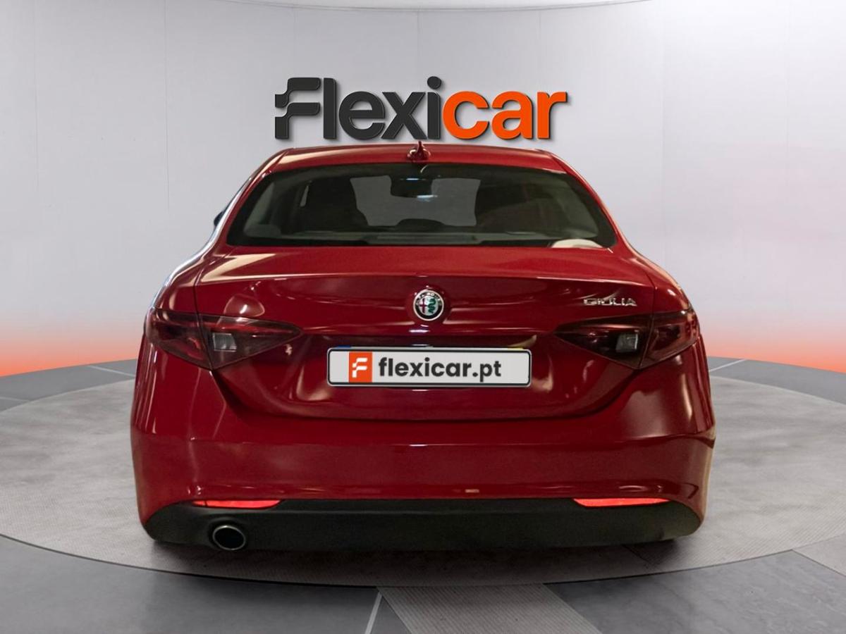 alfa-romeo-giulia-2020-diesel-2143cc