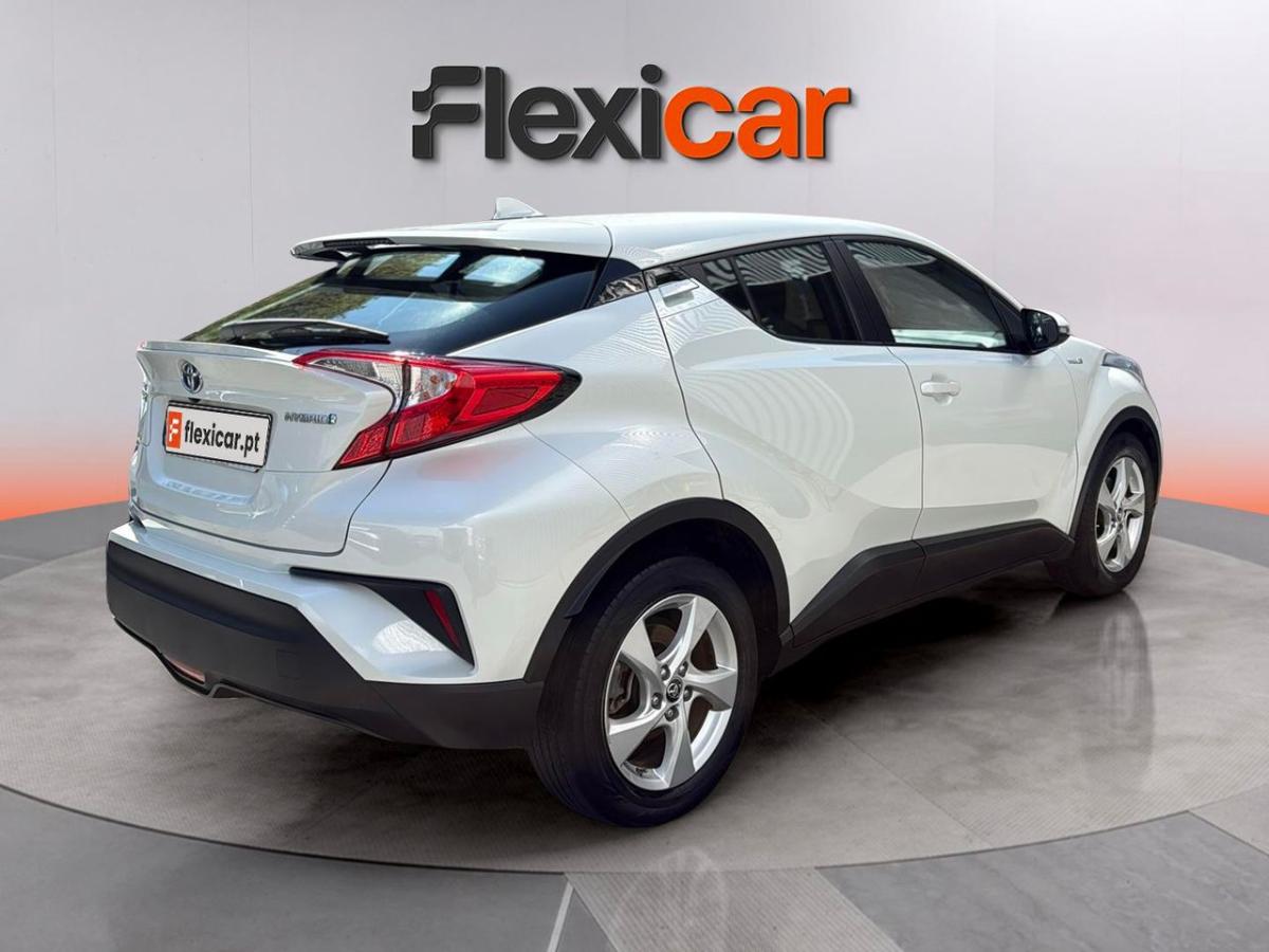 toyota-c-hr-2018-hibrido-a-gasolina-1798cc