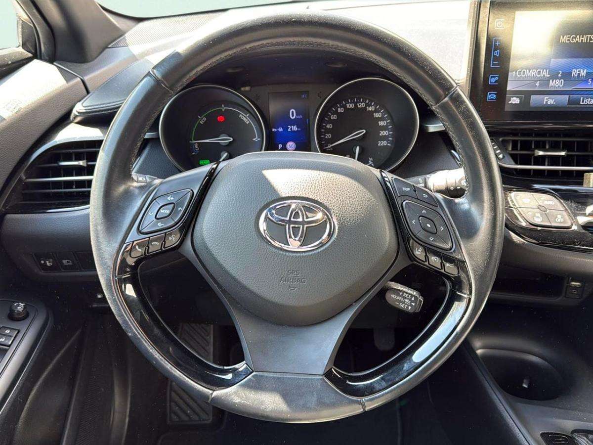 toyota-c-hr-2018-hibrido-a-gasolina-1798cc
