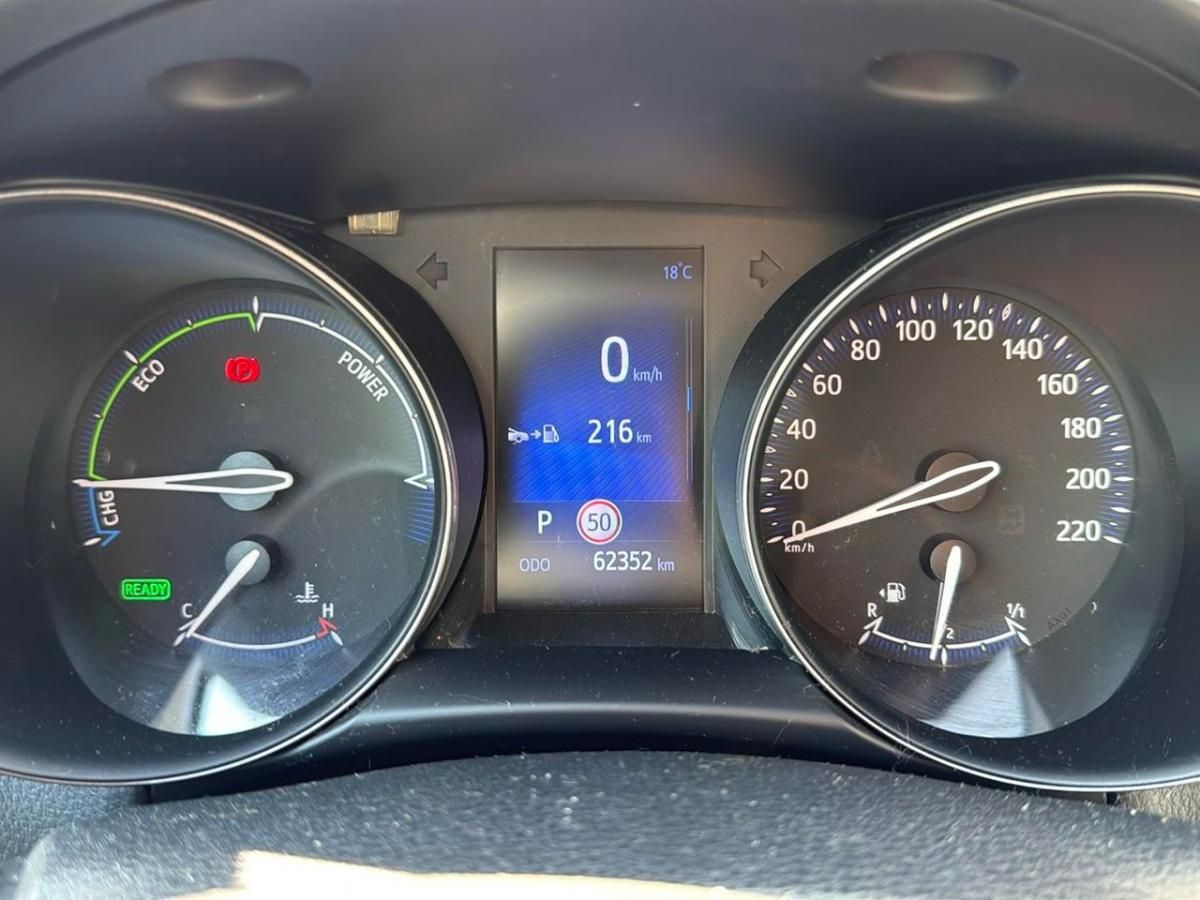 toyota-c-hr-2018-hibrido-a-gasolina-1798cc