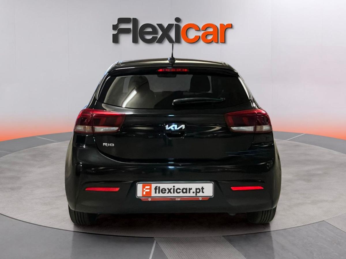 kia-rio-2022-gasolina-998cc