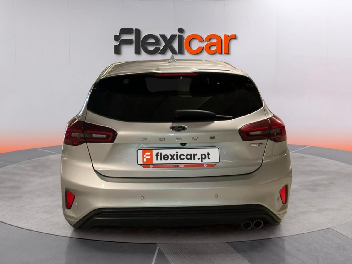 ford-focus-2023-gasolina-999cc