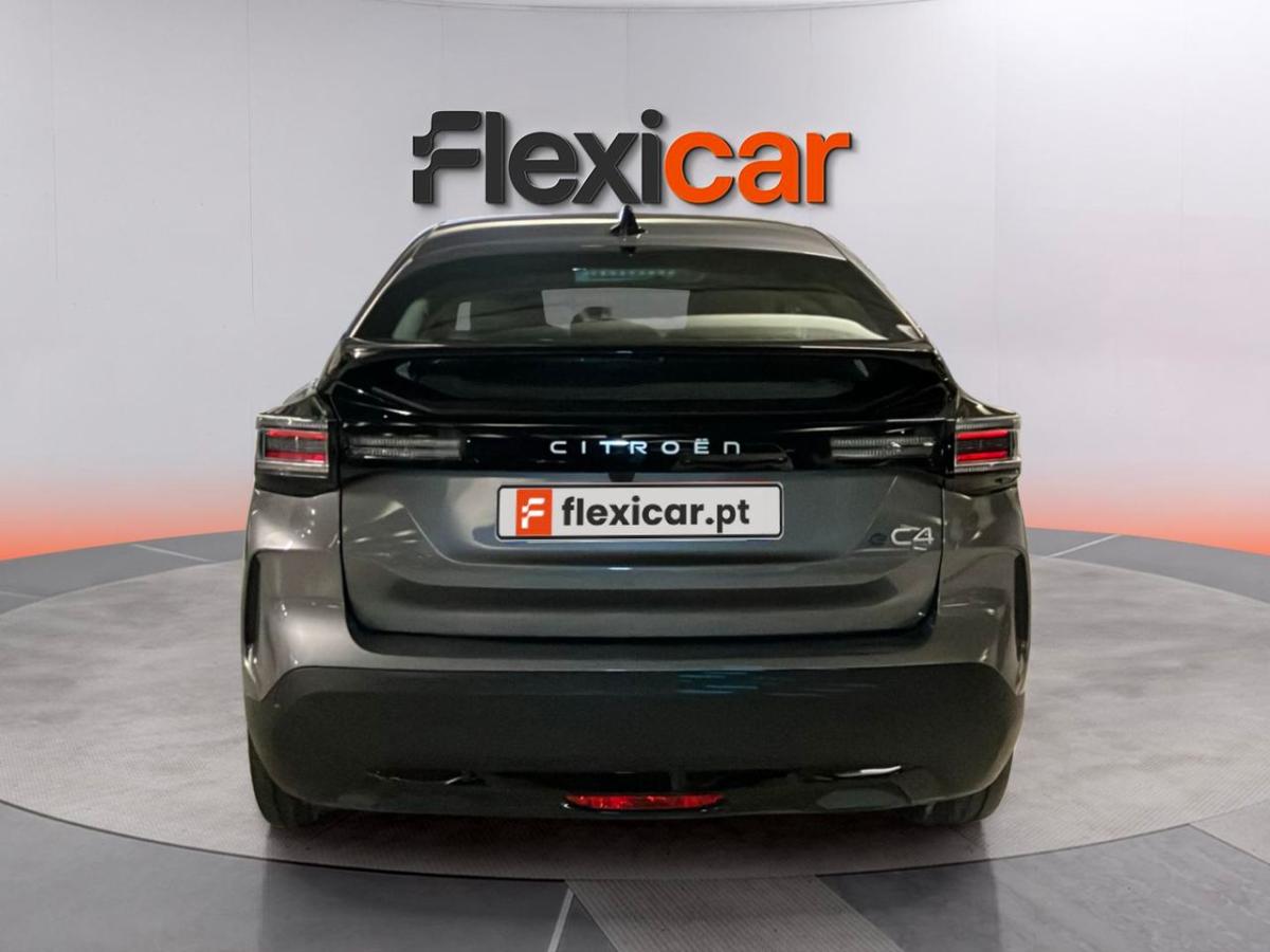 citroen-c4-2025-eletrico-0cc