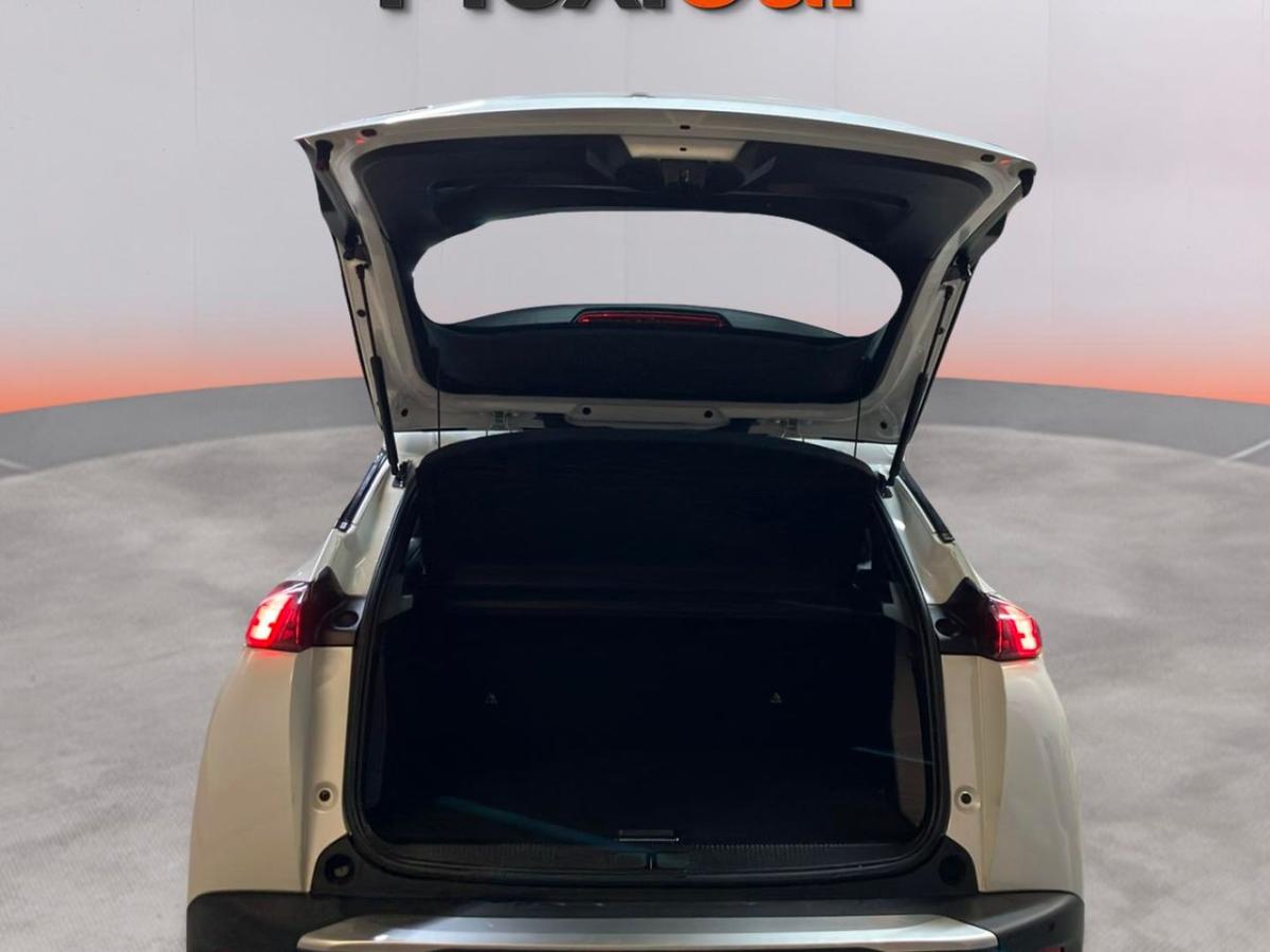 peugeot-2008-2023-gasolina-1199cc