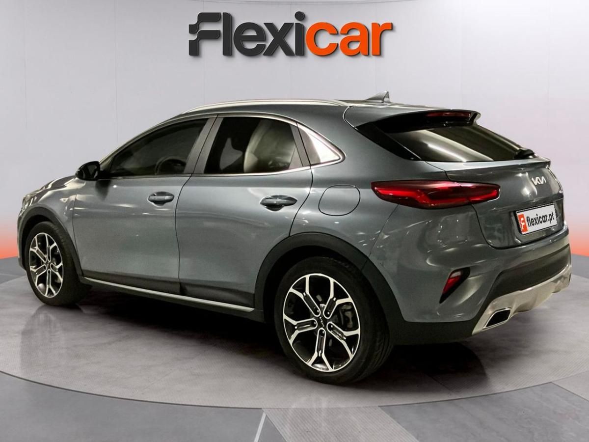 kia-xceed-2022-gasolina-998cc