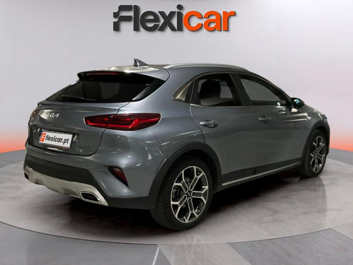 kia-xceed-2022-gasolina-998cc