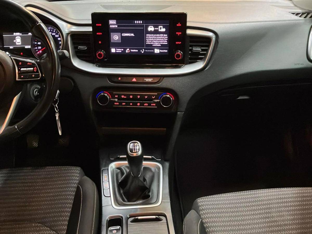 kia-xceed-2022-gasolina-998cc