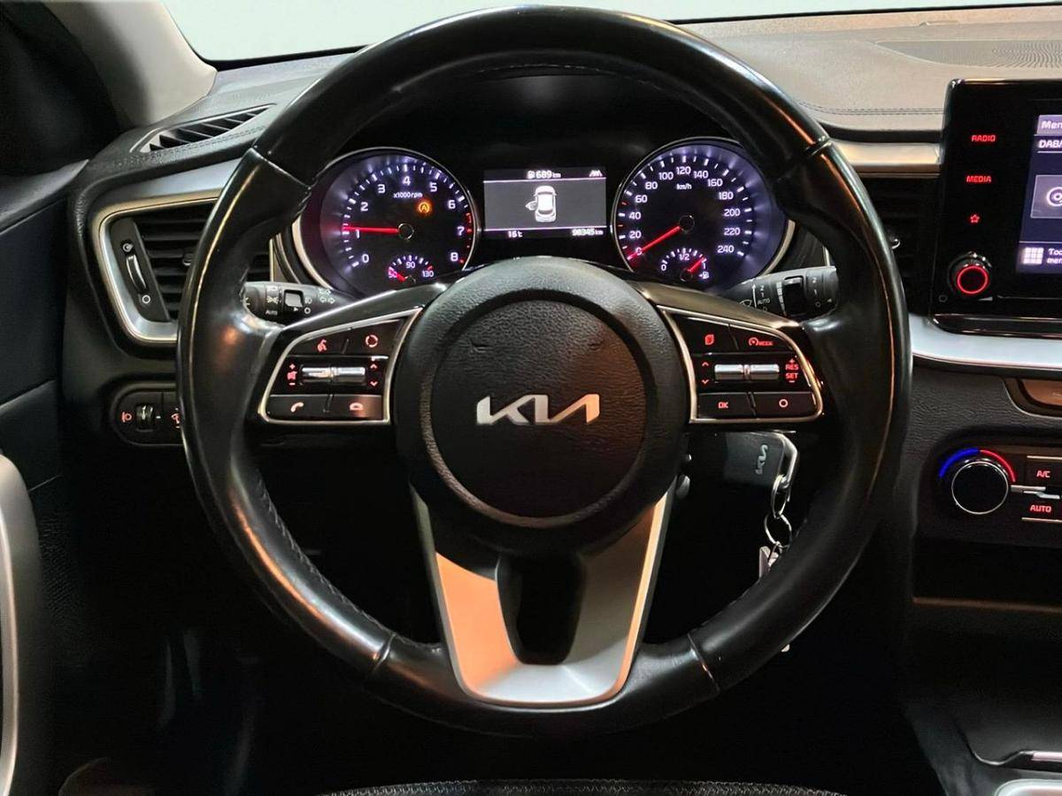 kia-xceed-2022-gasolina-998cc