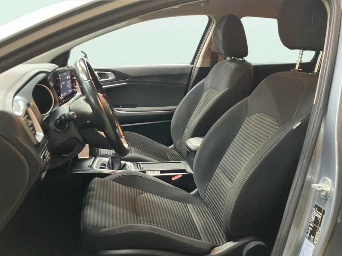 kia-xceed-2022-gasolina-998cc
