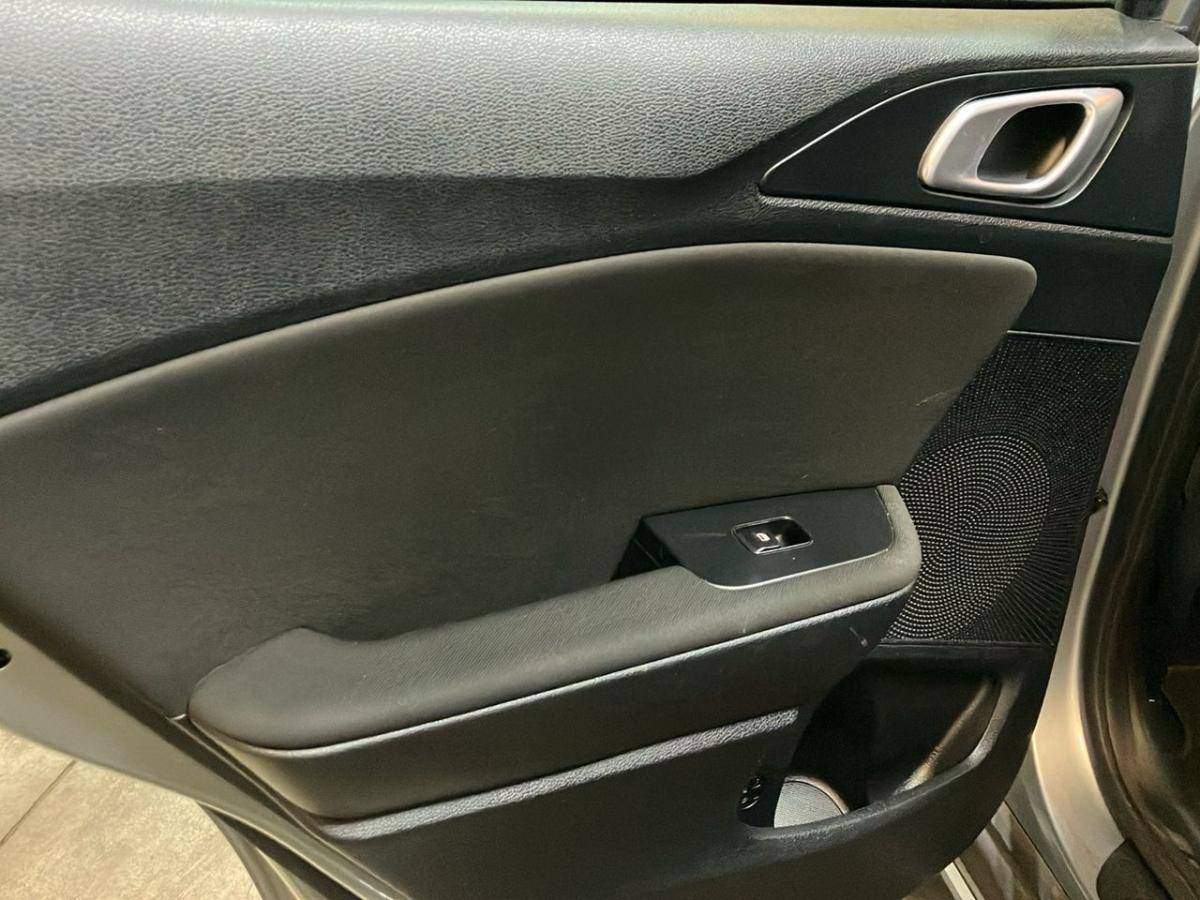 kia-xceed-2022-gasolina-998cc