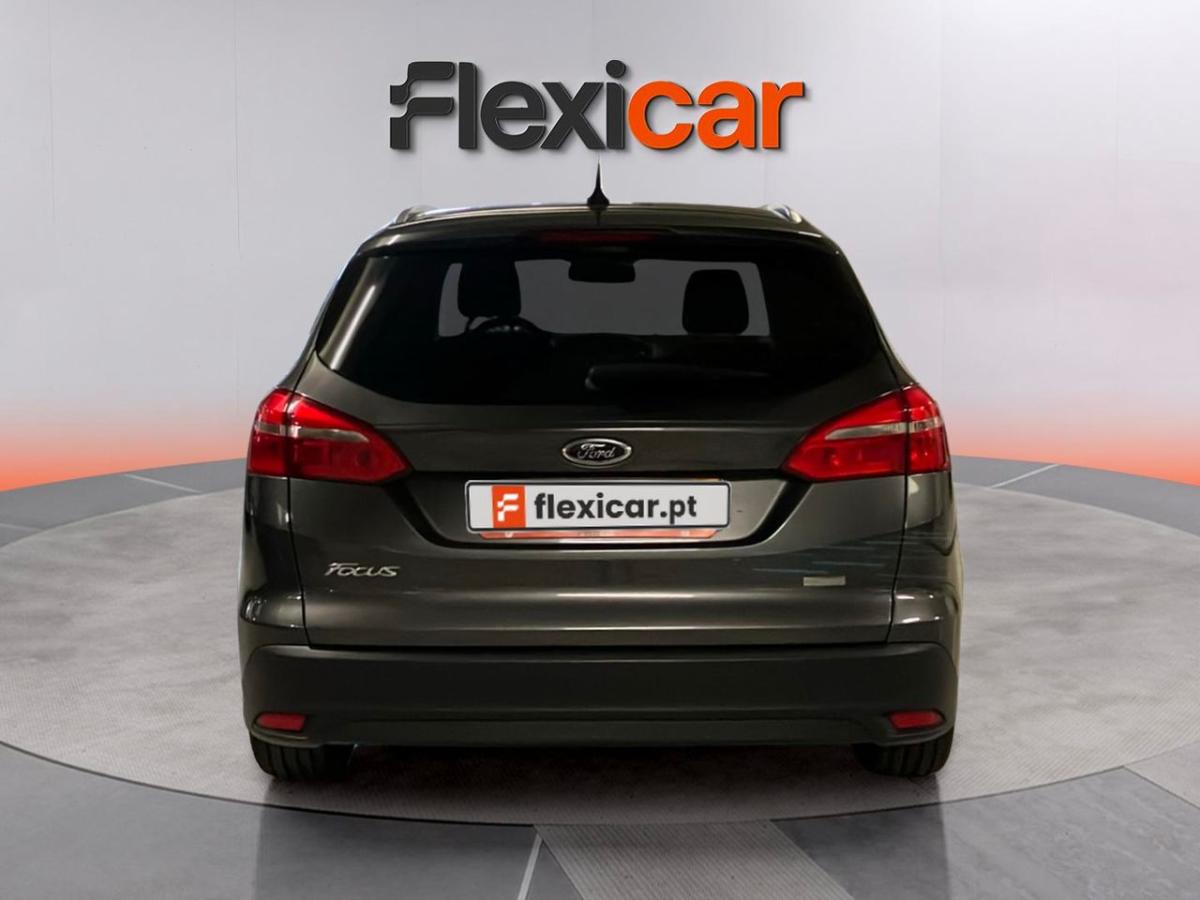 ford-focus-2018-gasolina-998cc