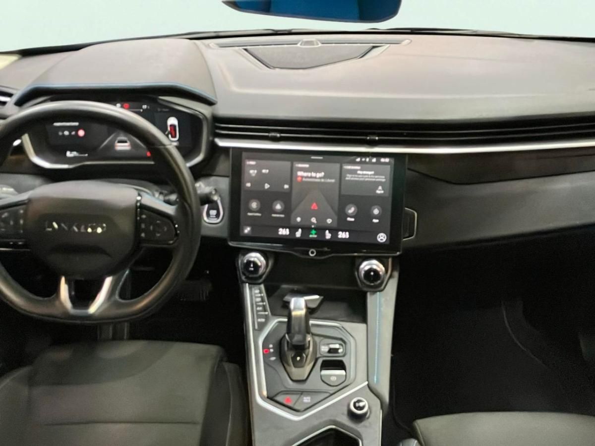 lynk-co-01-2023-hibrido-a-gasolina-1477cc