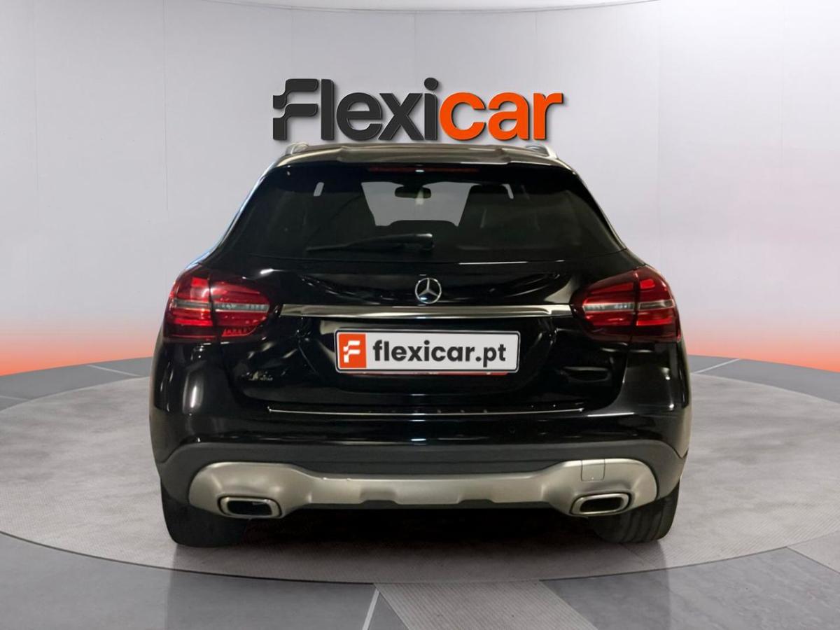 mercedes-benz-gla-2017-diesel-1461cc