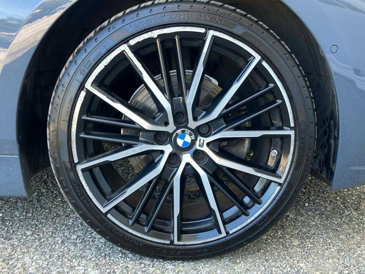 bmw-serie-1-2024-gasolina-1499cc