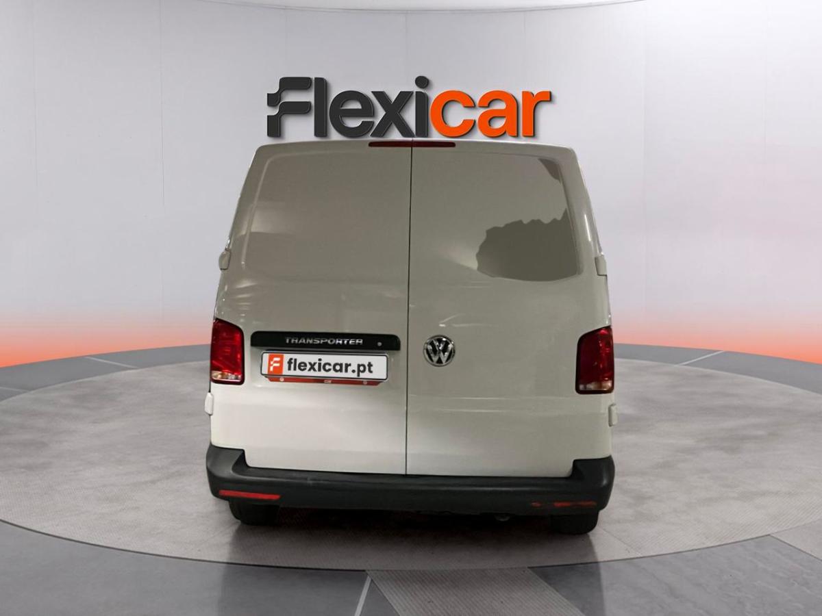volkswagen-transporter-2021-diesel-1996cc