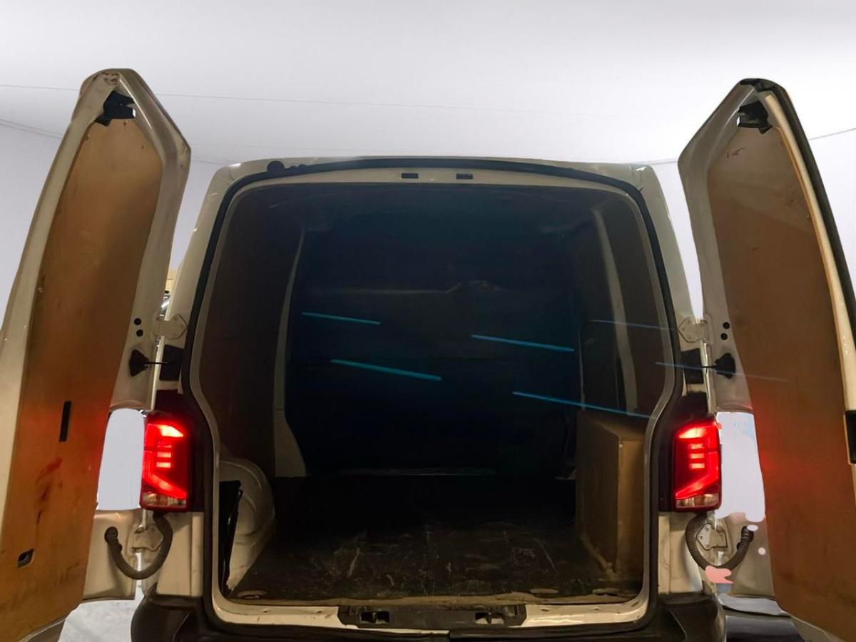 volkswagen-transporter-2021-diesel-1996cc