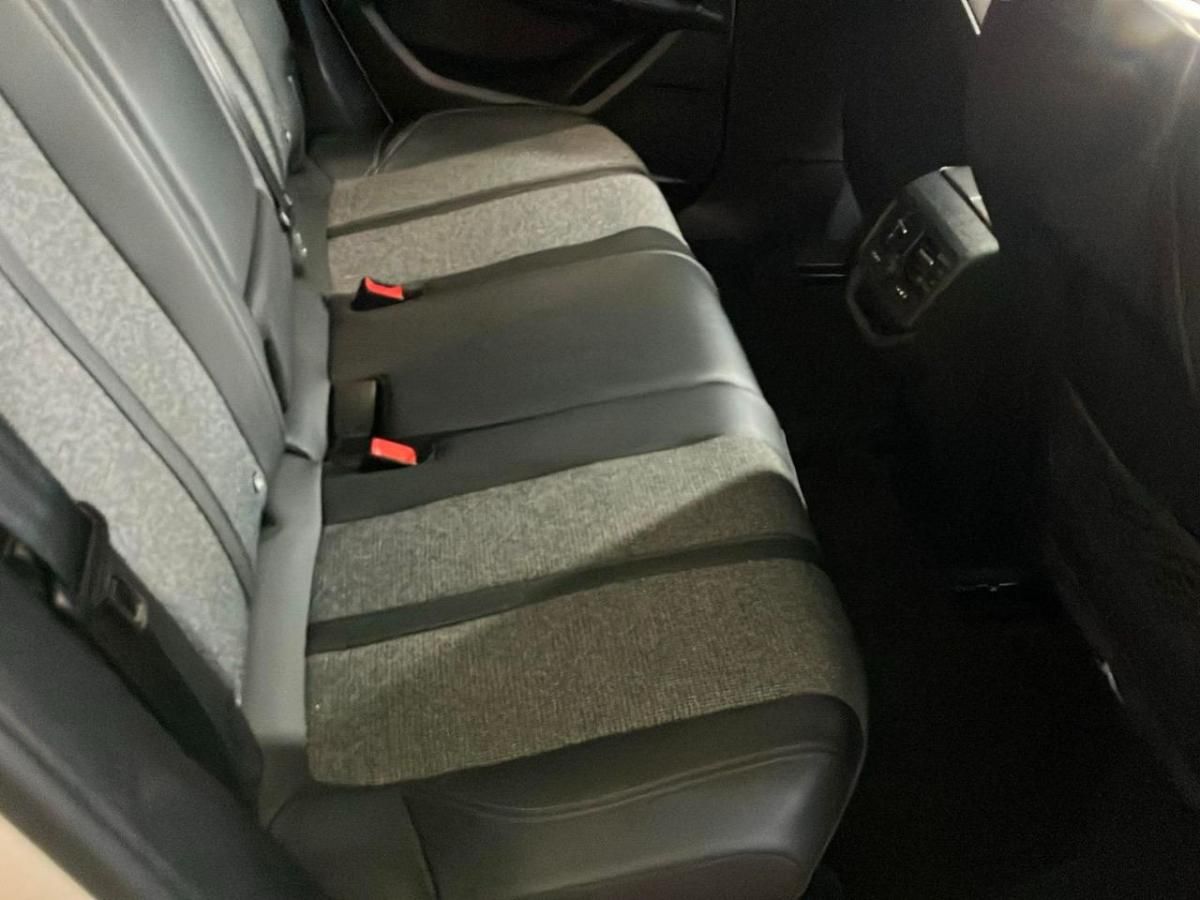 peugeot-3008-2018-diesel-1499cc