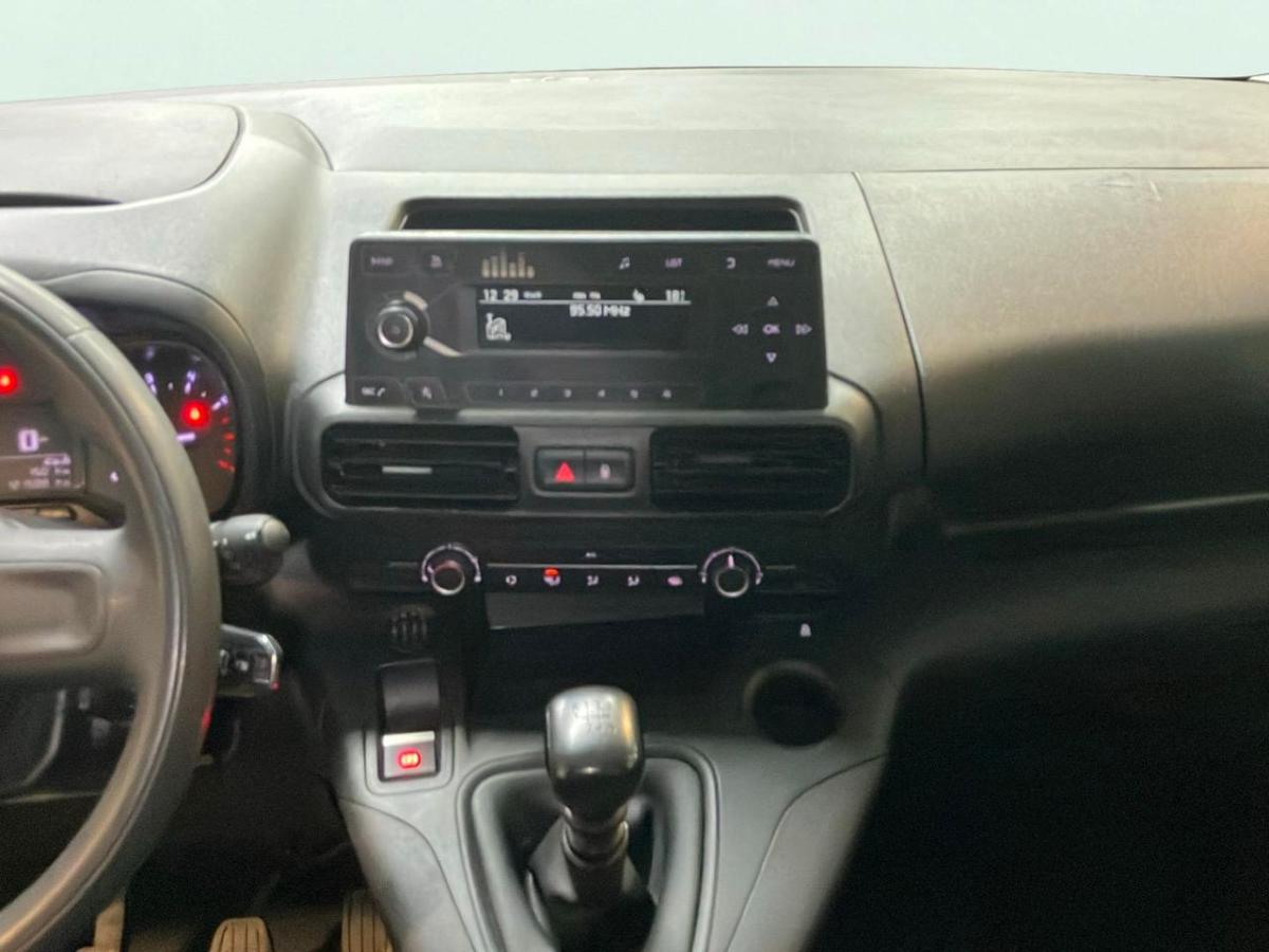 fiat-doblo-2023-diesel-1499cc