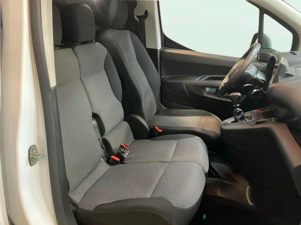 fiat-doblo-2023-diesel-1499cc