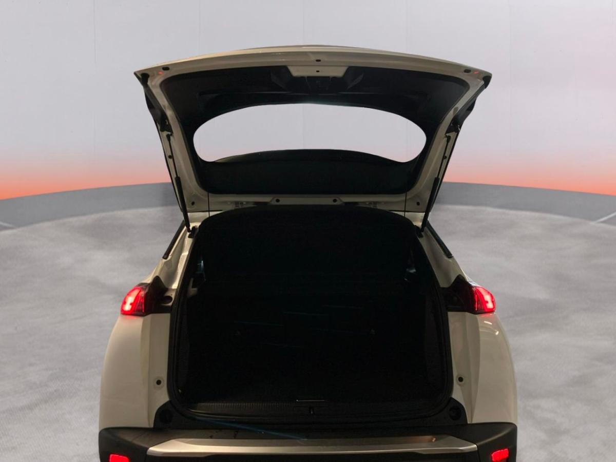 peugeot-2008-2022-gasolina-1199cc
