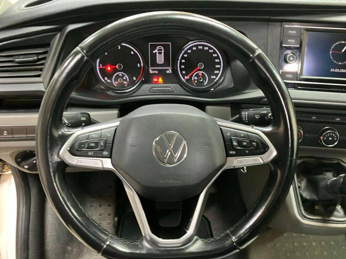 volkswagen-transporter-2021-diesel-1996cc