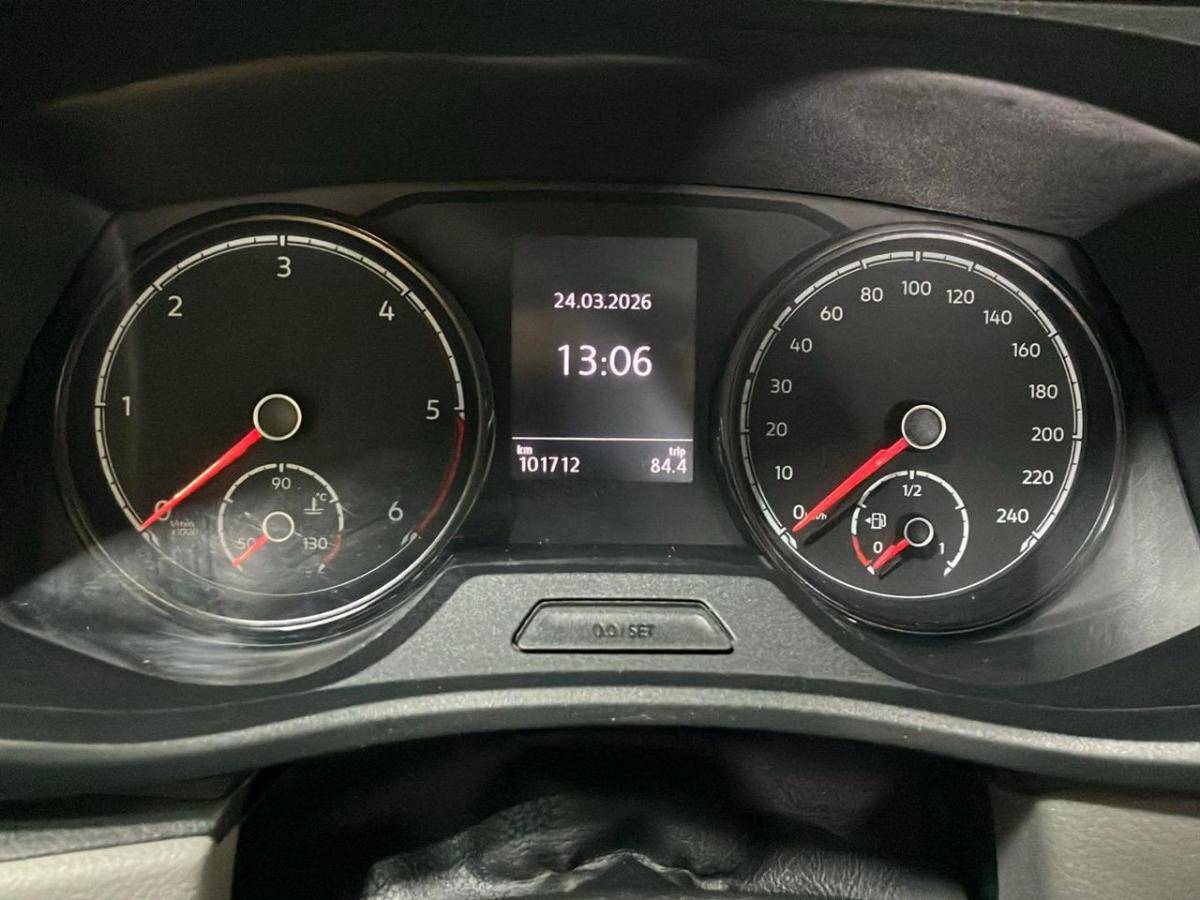 volkswagen-transporter-2021-diesel-1996cc
