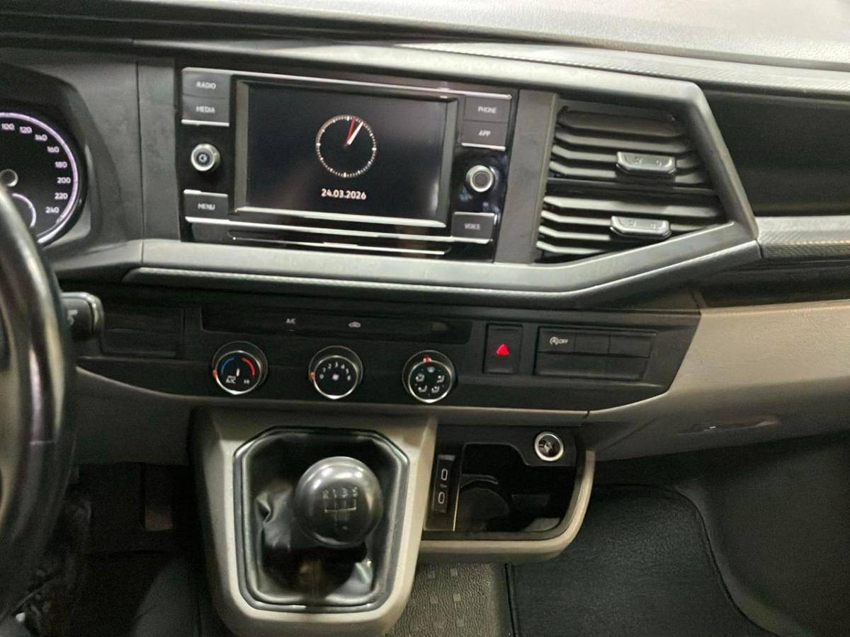 volkswagen-transporter-2021-diesel-1996cc