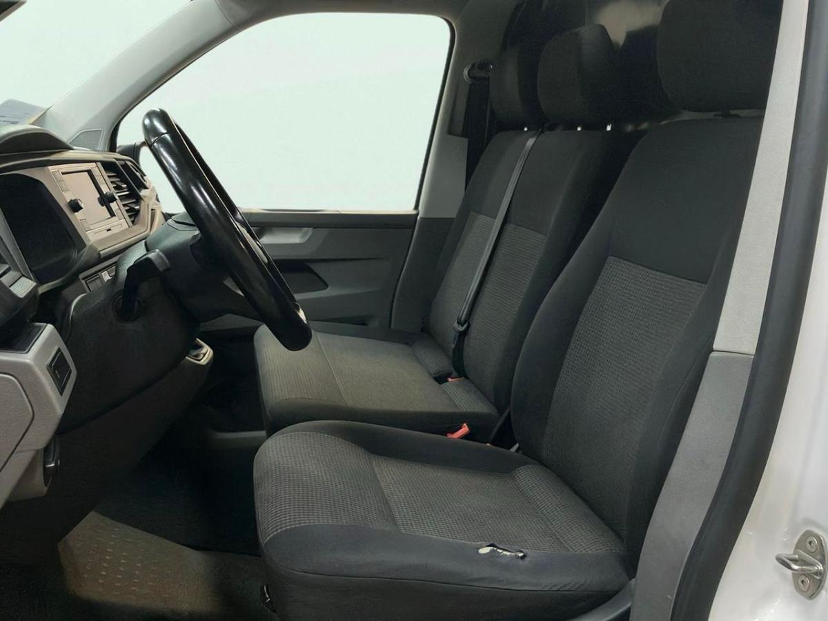 volkswagen-transporter-2021-diesel-1996cc