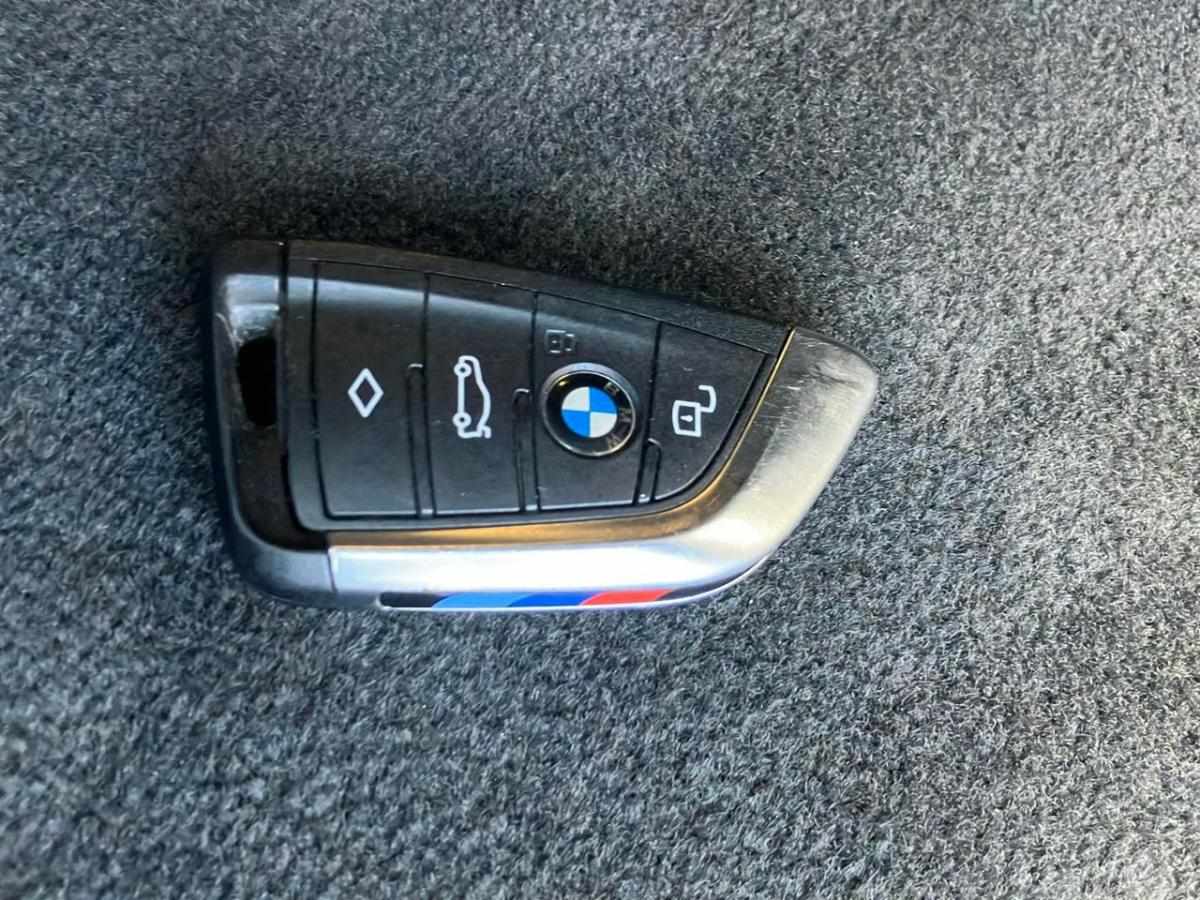 bmw-serie-1-2024-gasolina-1499cc