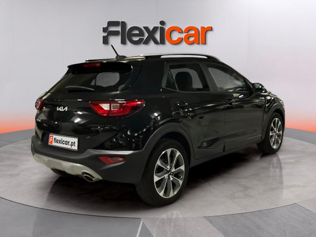 kia-stonic-2023-gasolina-998cc
