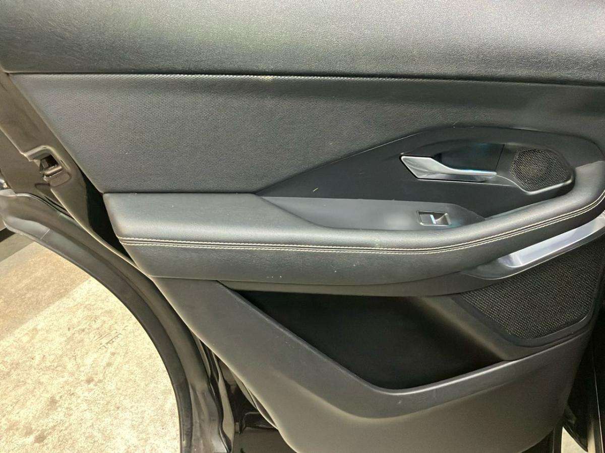 jaguar-e-pace-2018-diesel-1999cc
