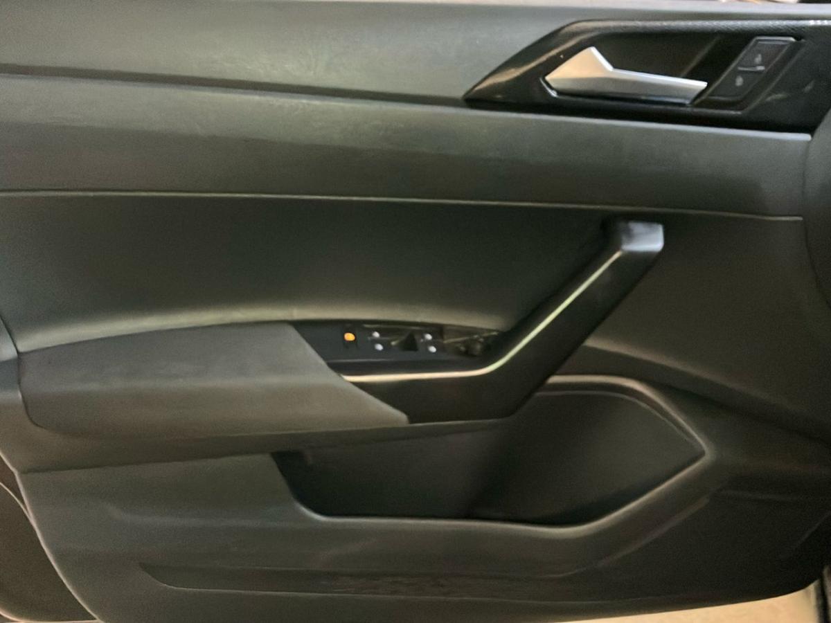 volkswagen-polo-2022-gasolina-999cc