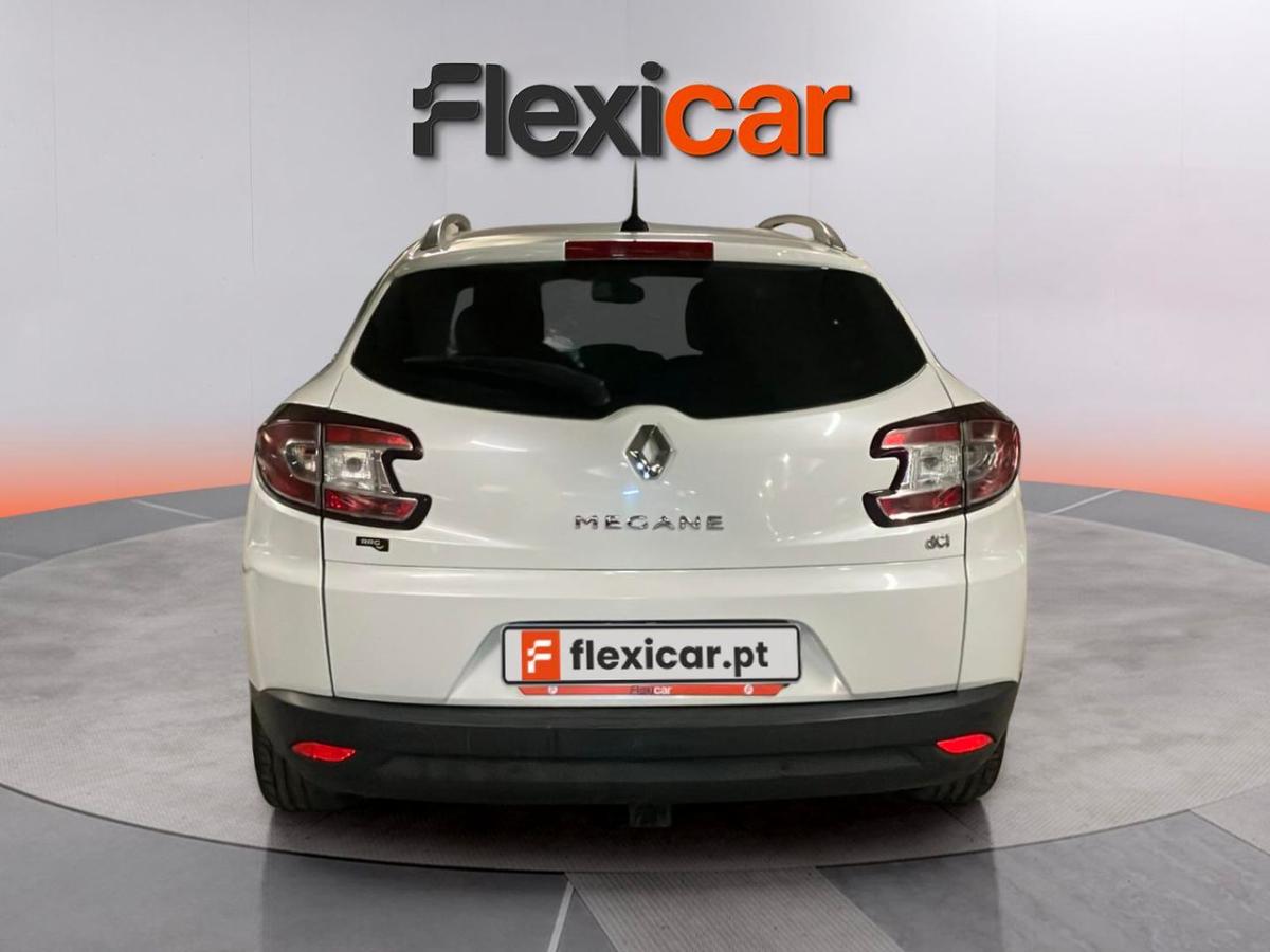 renault-megane-sport-tourer-2014-diesel-1498cc