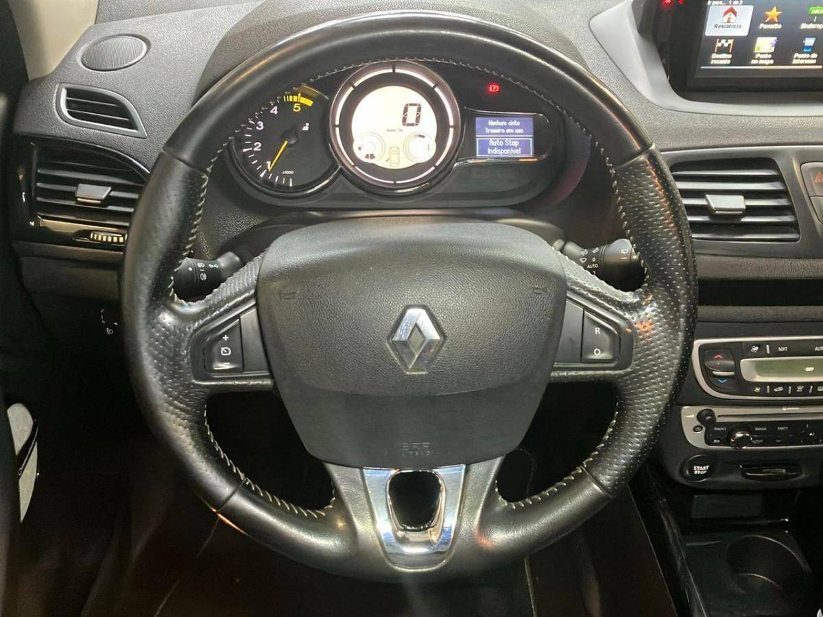 renault-megane-sport-tourer-2014-diesel-1498cc