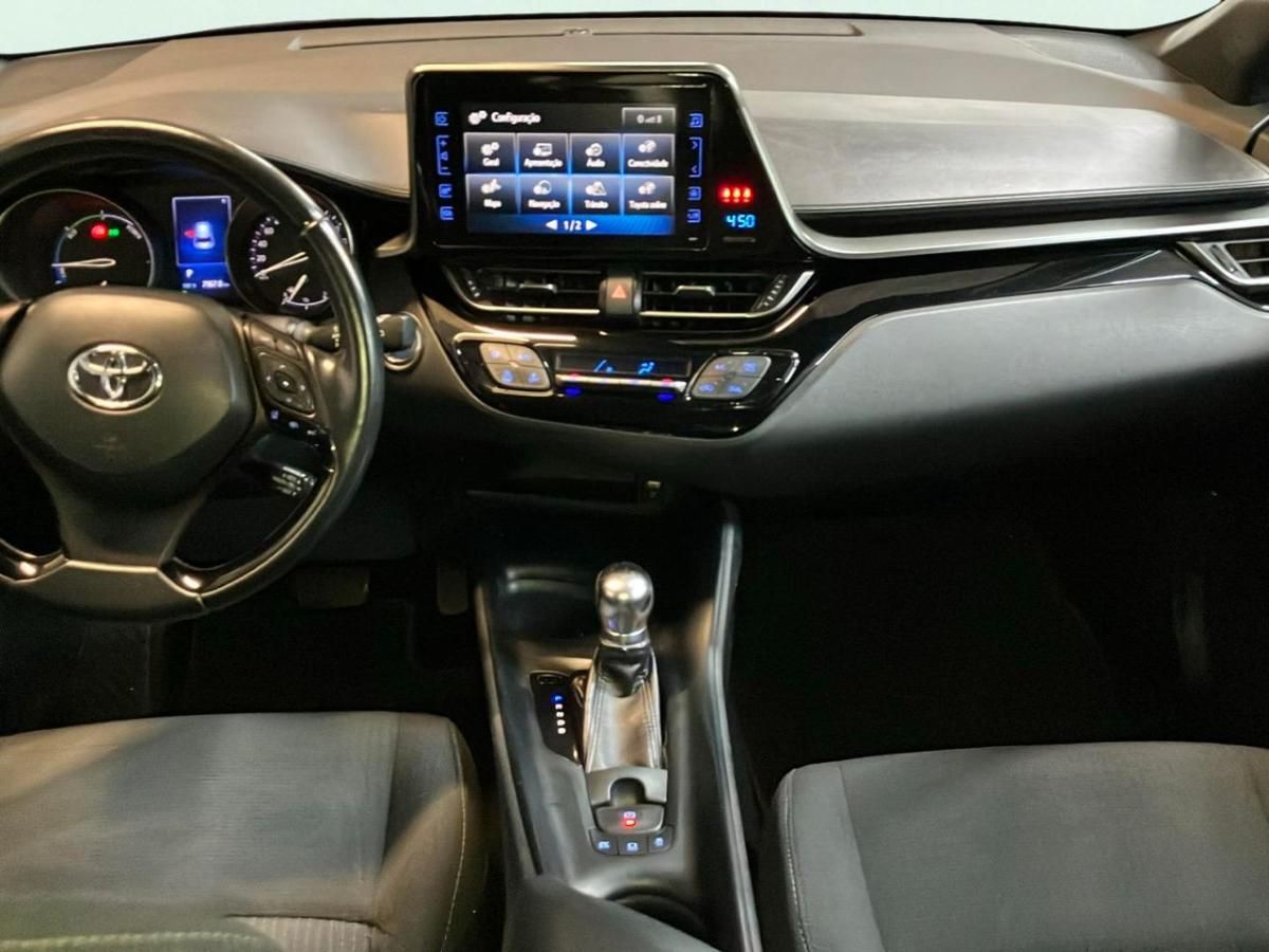 toyota-c-hr-2018-hibrido-a-gasolina-1798cc