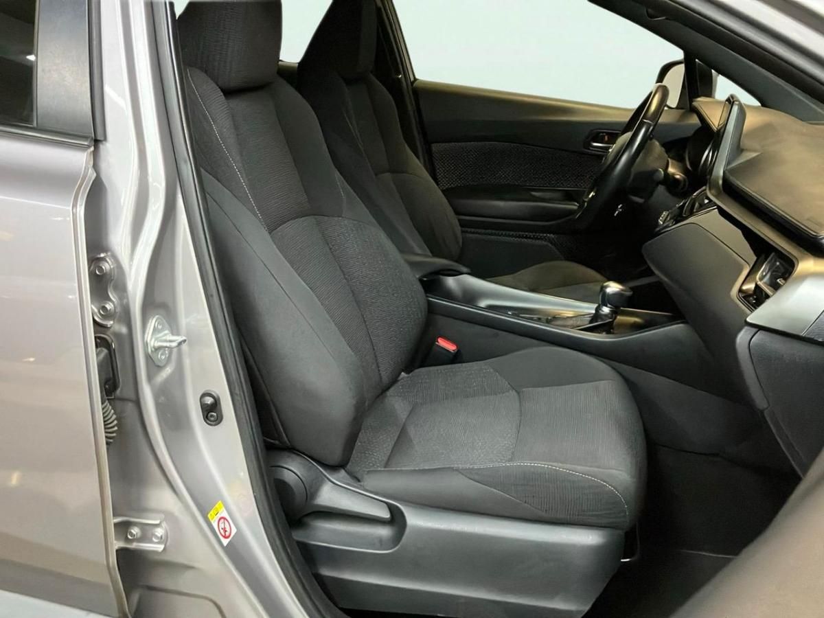 toyota-c-hr-2018-hibrido-a-gasolina-1798cc