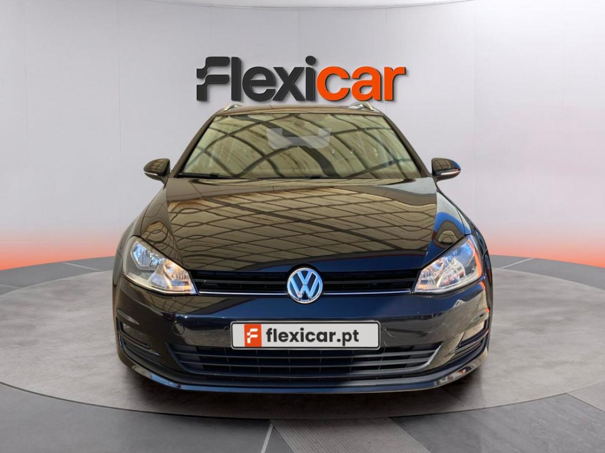 volkswagen-golf-variant-2015-diesel-1598cc