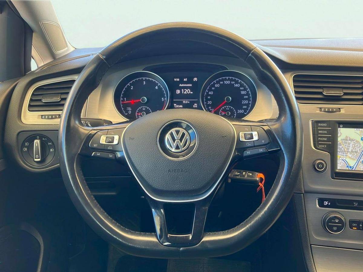 volkswagen-golf-variant-2015-diesel-1598cc