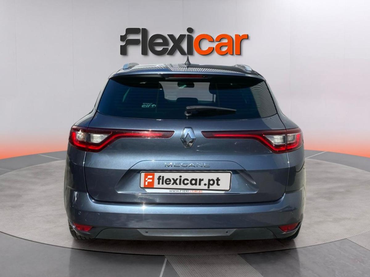 renault-megane-sport-tourer-2018-diesel-1461cc