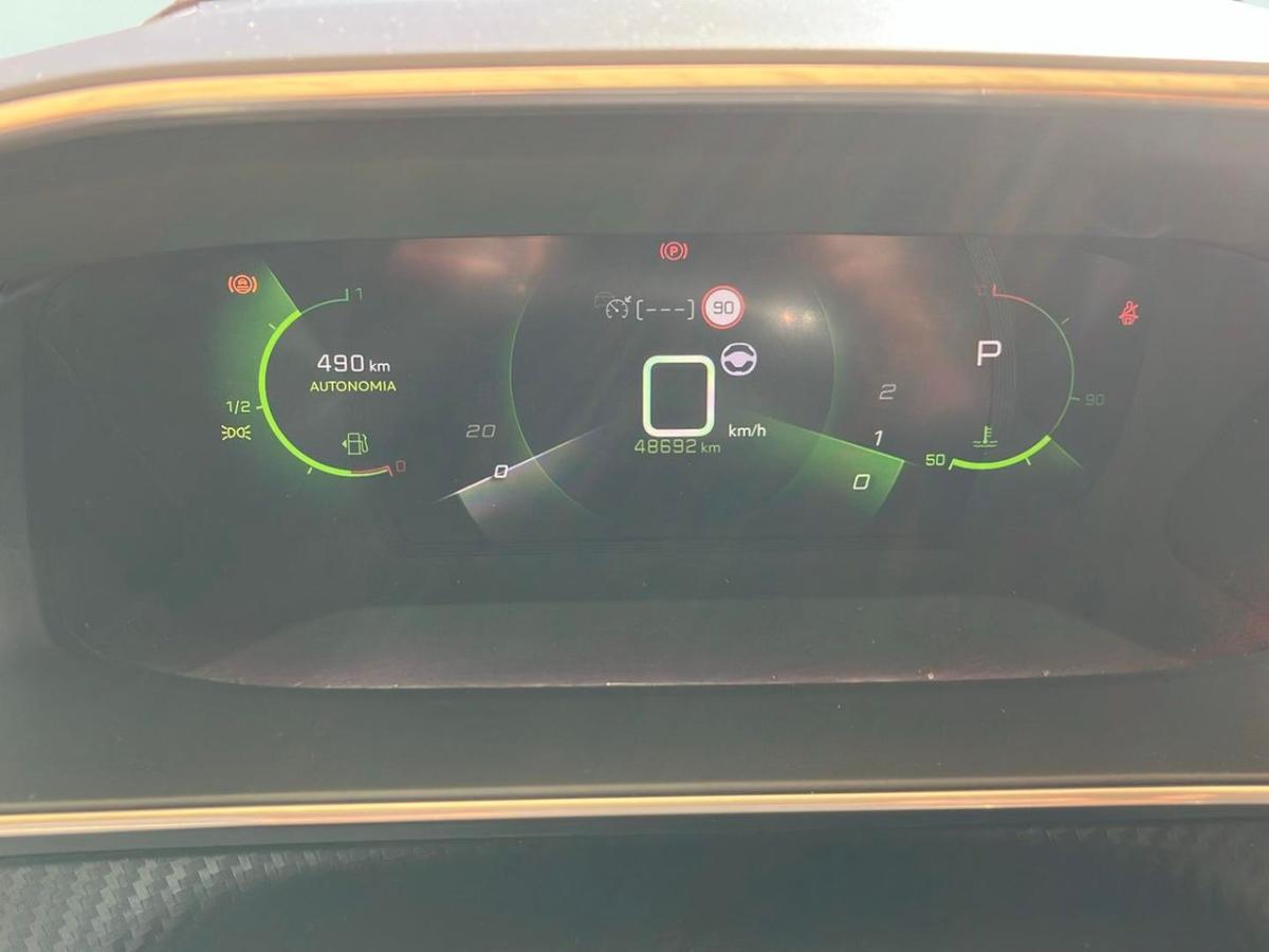 peugeot-208-2021-gasolina-1199cc