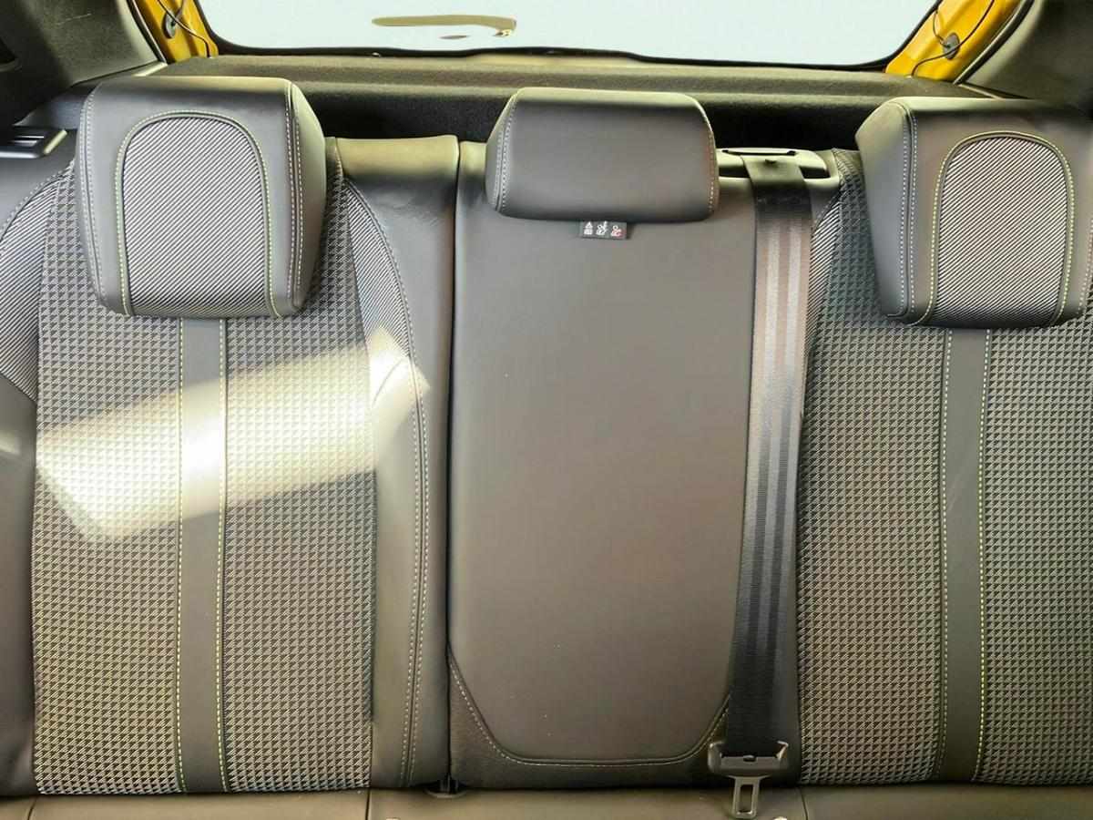 peugeot-208-2021-gasolina-1199cc