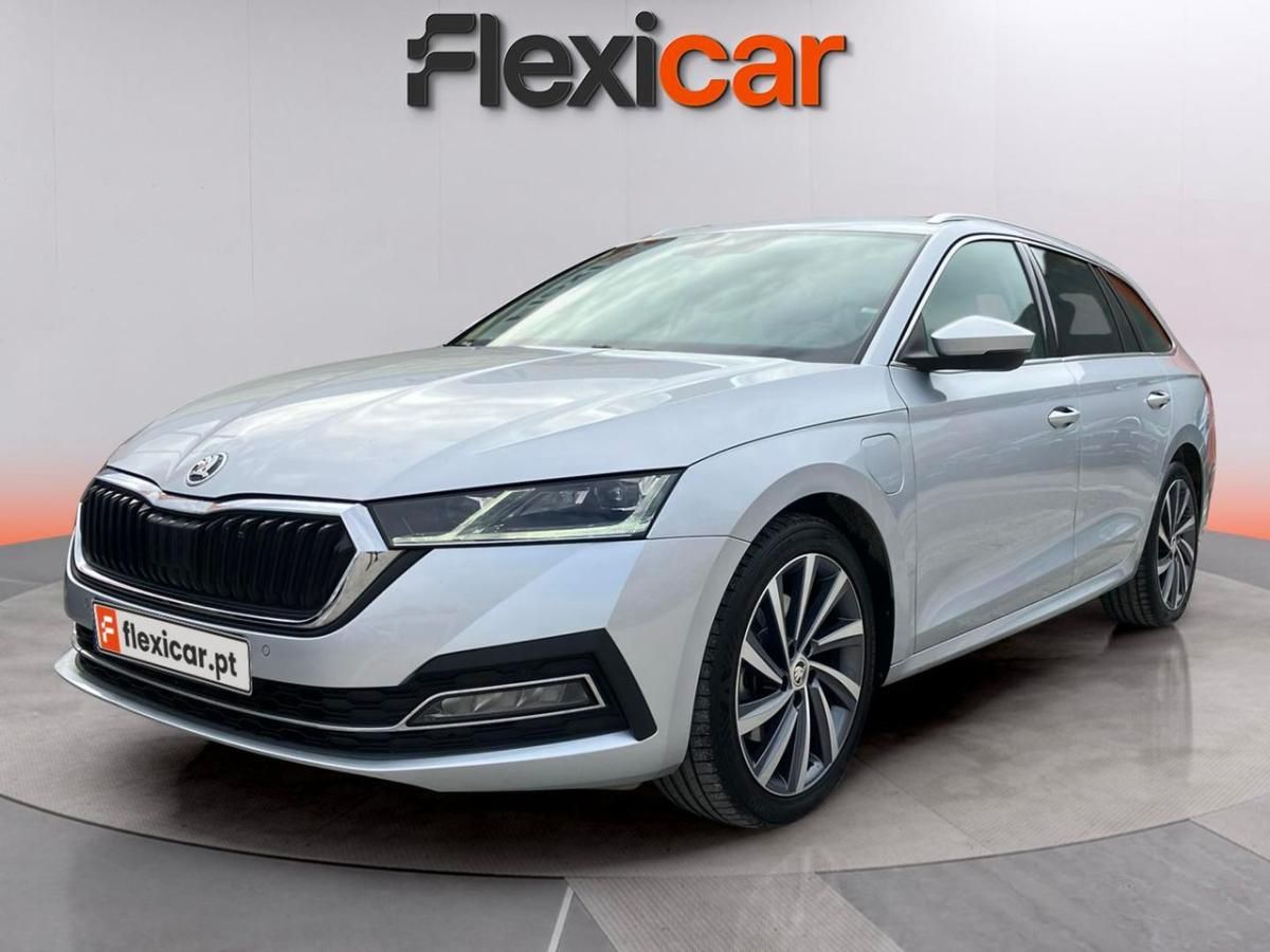 skoda-octavia-break-2022-hibrido-a-gasolina-1395cc