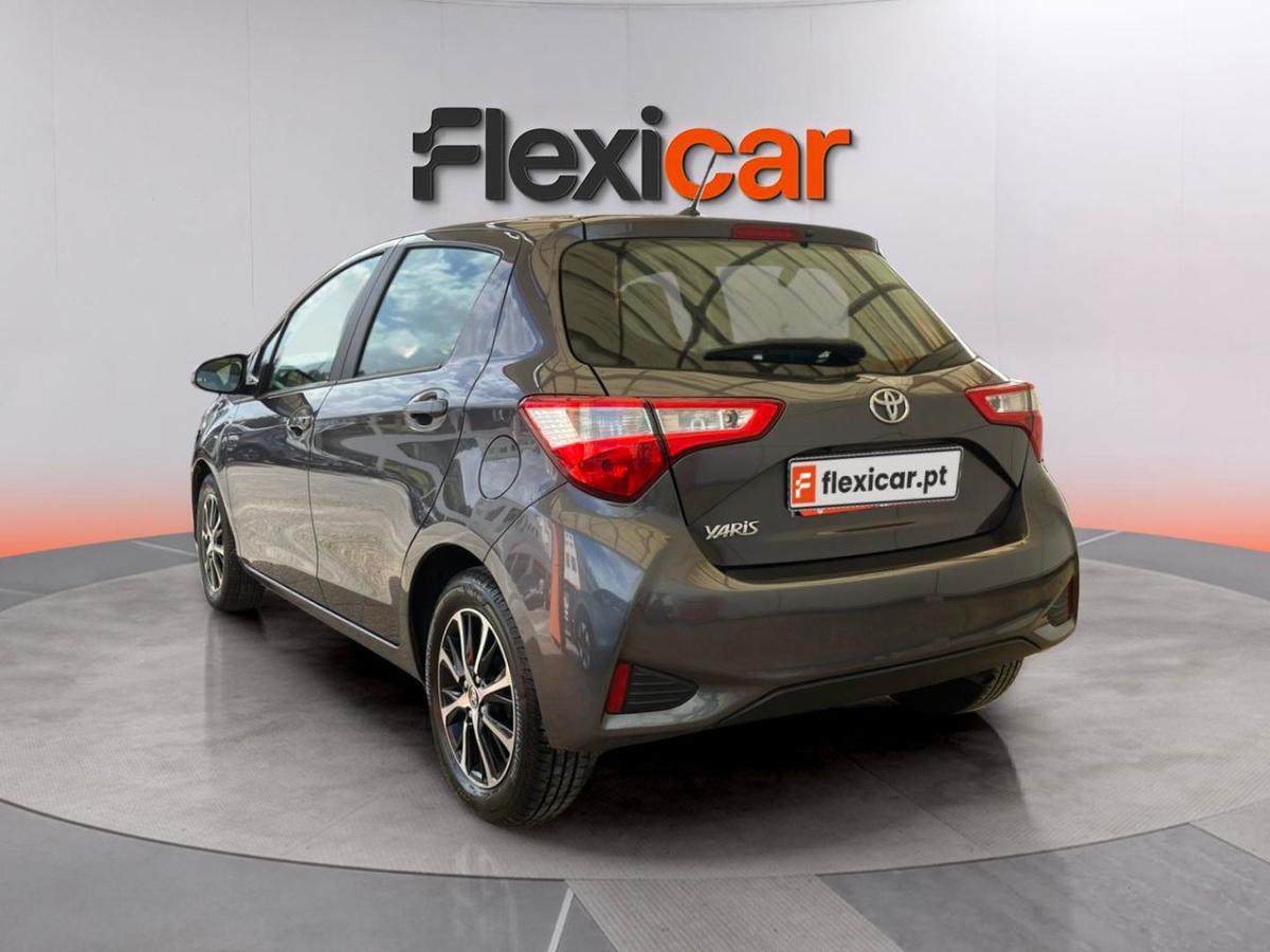 toyota-yaris-2021-gasolina-998cc
