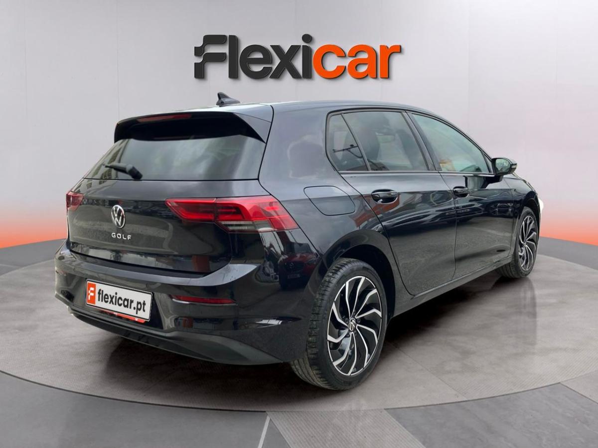 volkswagen-golf-2023-gasolina-999cc