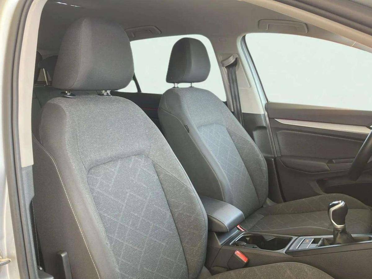 volkswagen-golf-2023-gasolina-998cc