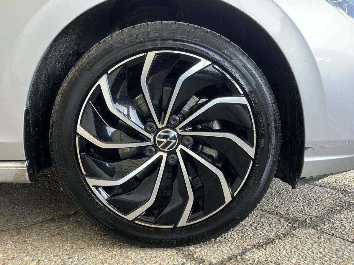volkswagen-golf-2023-gasolina-998cc